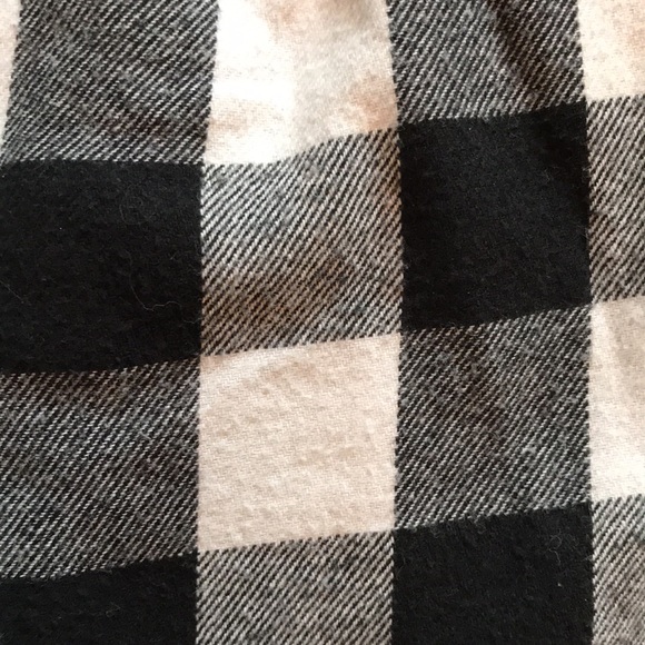 Hoonana 2T Black and White Flannel - Picture 7 of 8